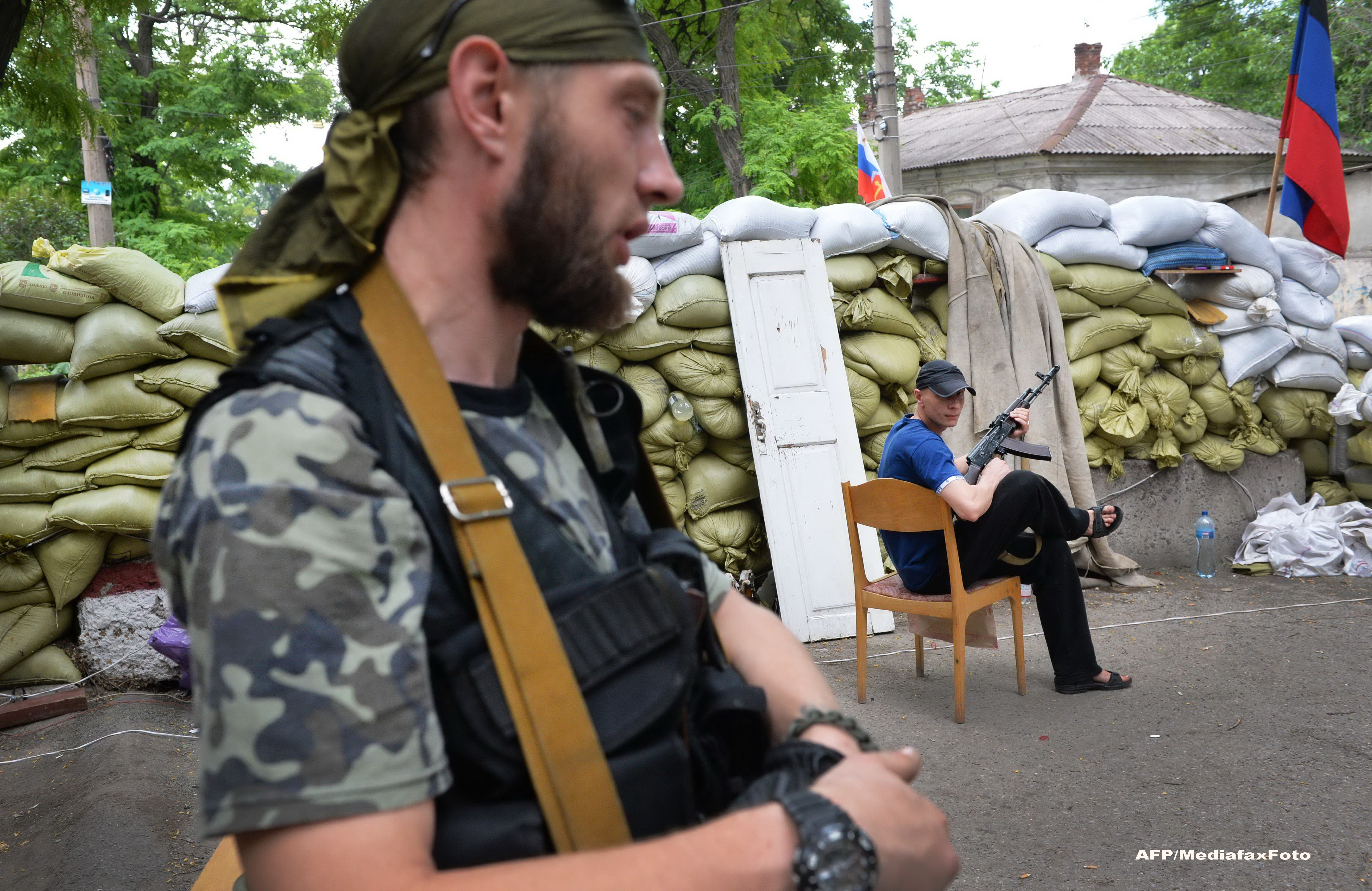 Criza in Ucraina. Presedintele Porosenko ordona crearea unor culoare umanitare in zonele de lupta, pentru civili