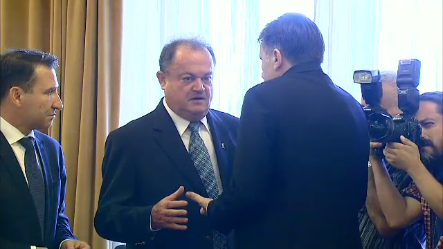 STIRI INTERNE PE SCURT: PDL si PNL vor fuziona, cel mai probabil, inaintea alegerilor prezidentiale