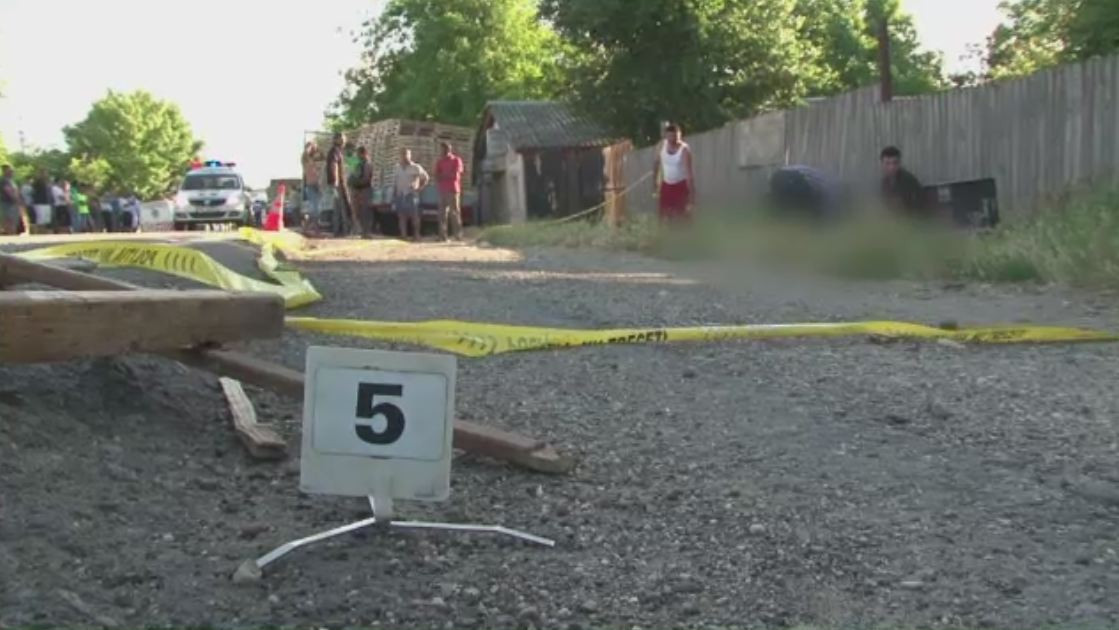 Accident tragic in judetul Braila. Doua persoane si-au pierdut viata dupa ce au fost strivite de remorca unui TIR