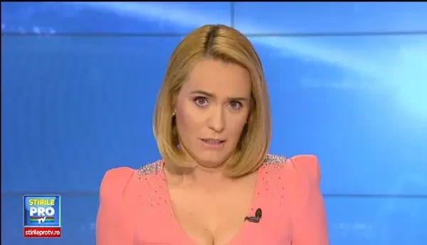 Vijeliile au ravasit mai multe zone din tara. Doi oameni raniti, dupa ce un plop smuls de vant a cazut peste masina lor