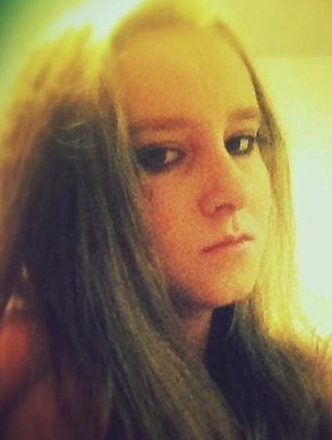 Neatentie fatala in Marea Britanie. Doi adolescenti care faceau dragoste pe balcon au murit dupa ce au cazut in gol