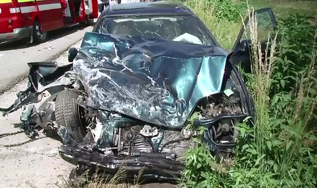 Soferul ambulantei care intervenise in accidentul in urma caruia 2 adolescenti au murit, implicat si el intr-un grav incident