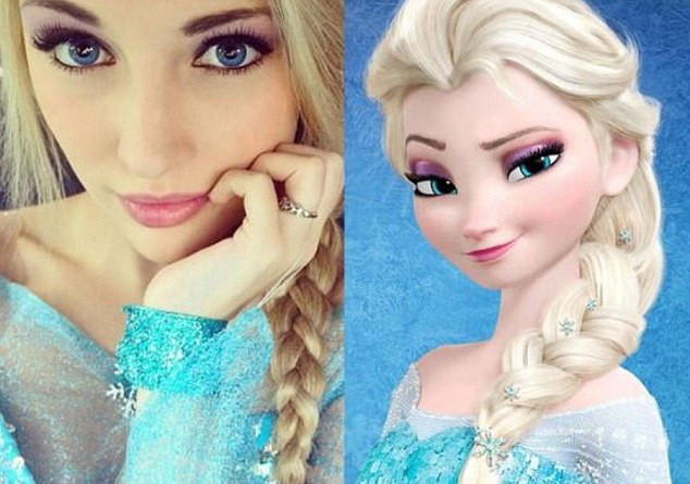 Cum arata adolescenta care seamana perfect cu Regina Elsa, din filmul Frozen. FOTO
