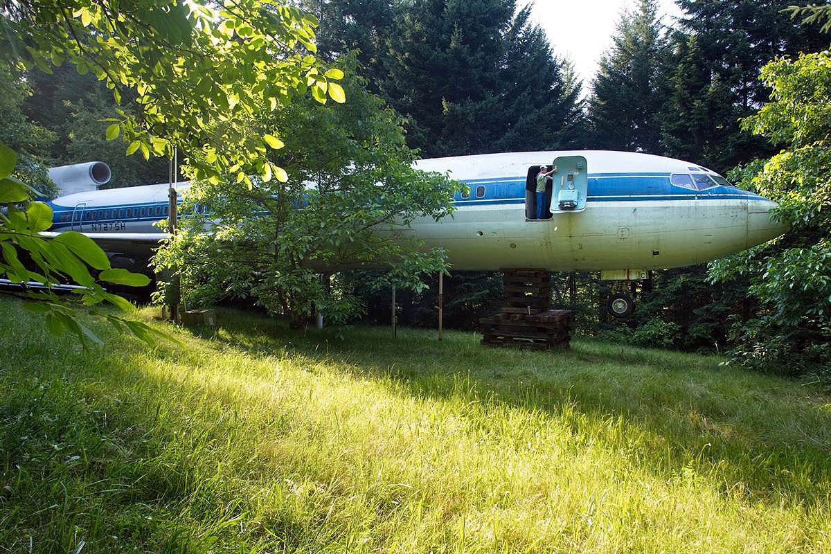 A transformat un avion Boeing 727 intr-o casa de vis. Toti au vrut sa vada interiorul