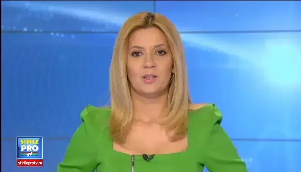 Oana Roman s-a casatorit religios si si-a botezat fetita in aceiasi zi. Cum au decurs cele doua ceremonii