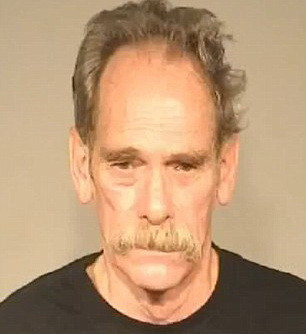 Viata bate filmul. Politistii din SUA au descoperit un laborator de metamfetamina in casa unui pensionar