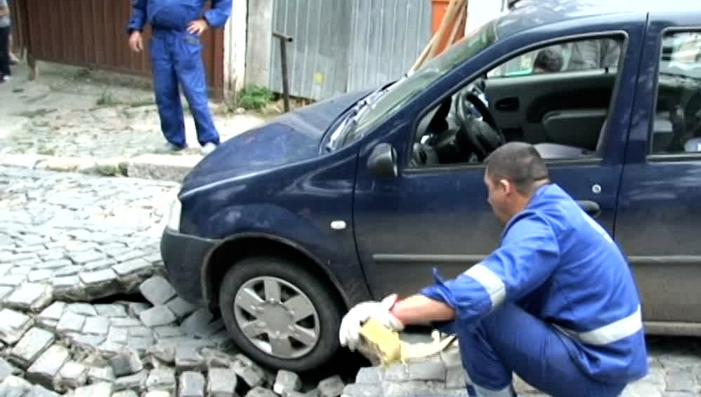 masina strada surpata Tulcea