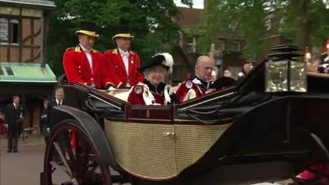 Ceremonie cu fast in familia regala britanica. Care este legenda din spatele Ordinului Jartierei