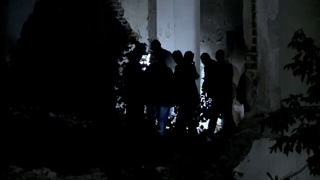 Cadavru carbonizat gasit intr-o ruina din Ilfov. Elementele unui puzzle macabru pe care trebuie sa-l rezolve politistii