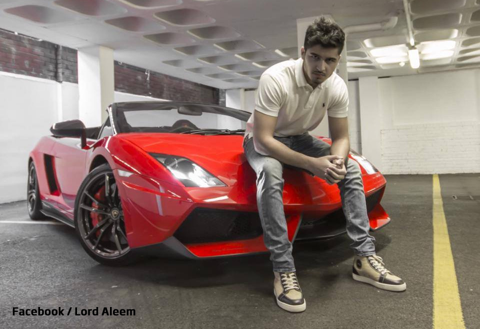 Cateva poze puse pe net l-au costat 500.000 de lire. Ce a patit un britanic care s-a dat mare cu masinile tatalui sau