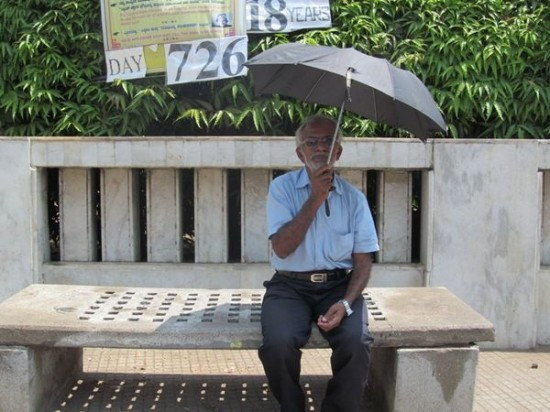 Protest extrem in India: un barbat de 75 de ani mananca doar paine si bea doar apa de patru ani. Ce acuzatii aduce guvernului