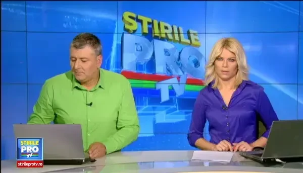 Panica intr-o localitate din Dambovita. O femeie a sunat la politie dupa ce a dat peste un sarpe de un metru in dormitor