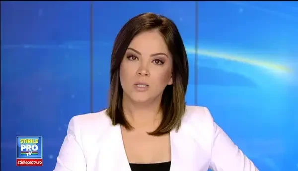 Accident FILMAT. Doi oameni au fost raniti, dupa ce un sofer a izbit violent, din spate, un autobuz