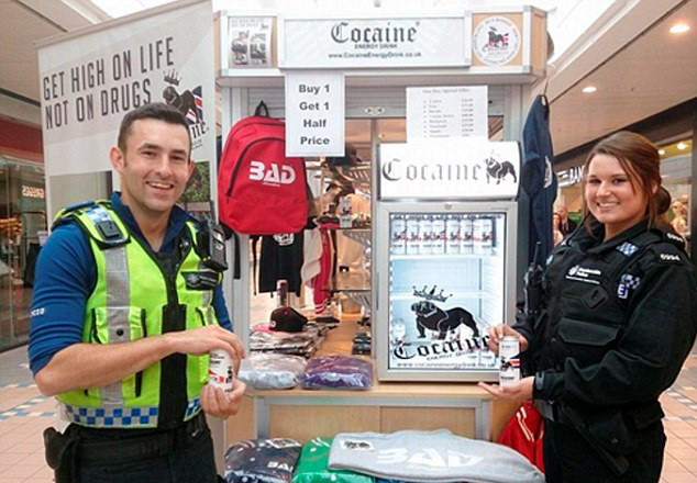 Scandal in Marea Britanie din cauza unei bauturi energizante. Se cheama "Cocaine" si are un mesaj anti-drog