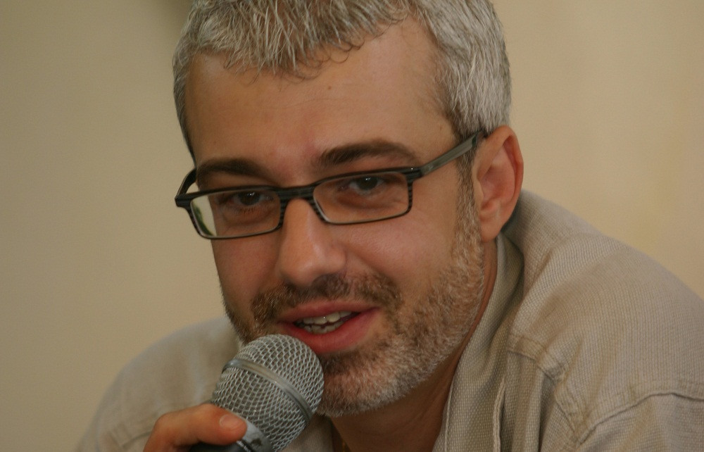 Catalin Crisan divorteaza din nou. Anuntul artistului pe Facebook: "Este un divort de comun acord, suntem tutori comuni"