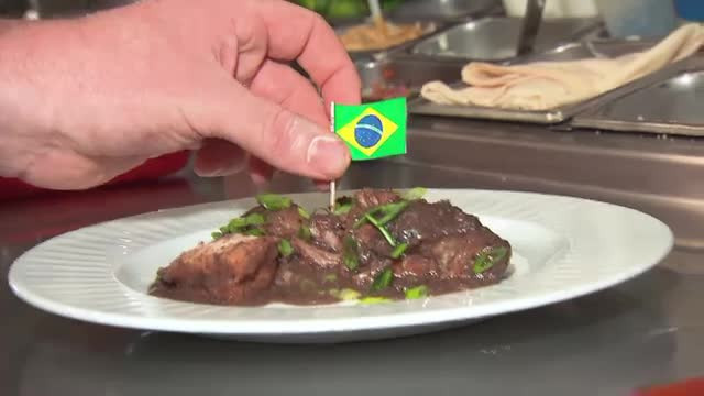 Febra Campionatului Mondial a cuprins SUA. Restaurantele si-au adaptat meniurile si servesc feijoada si bere traditionala