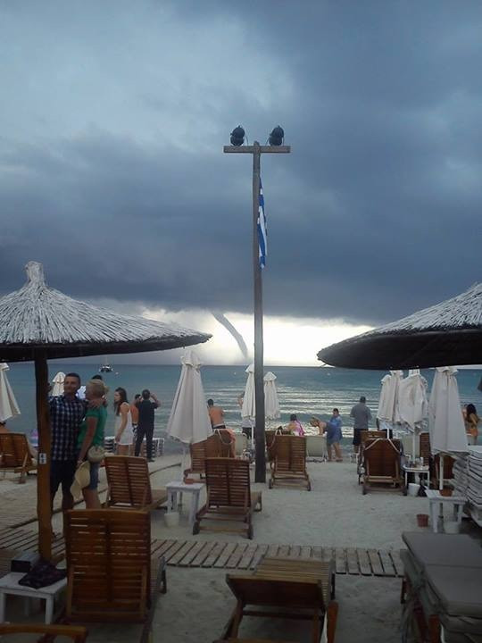 Fenomenele meteo extreme, filmate de utilizatorii www.stirileprotv.ro. Ai surprins imagini spectaculoase? Trimite-le si tu