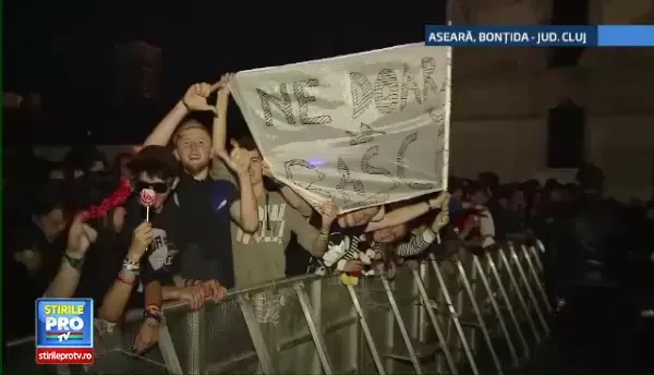 Cerere in casatorie la festivalul Electric Castle, cu complicitatea celor din Thievery Corporation