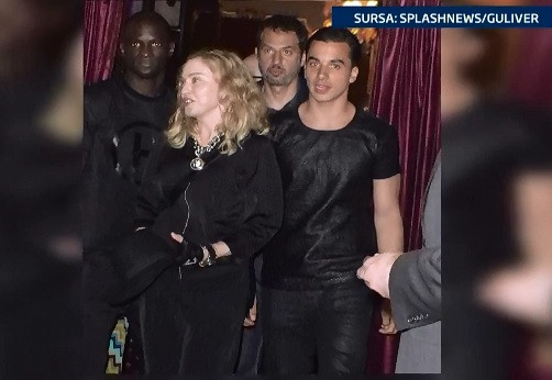 Madonna are un iubit cu trei decenii mai tanar decat ea. Cum au fost surprinsi