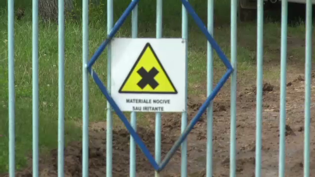 Un muncitor a ajuns in coma la spital, dupa ce s-a intoxicat cu monoxid de carbon incercand sa curete un bazin