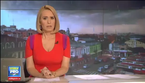 Imaginile tragediei pe care o furtuna a produs-o in Vest. Seful DSVSA Arad a murit dupa ce un copac a cazut peste masina sa