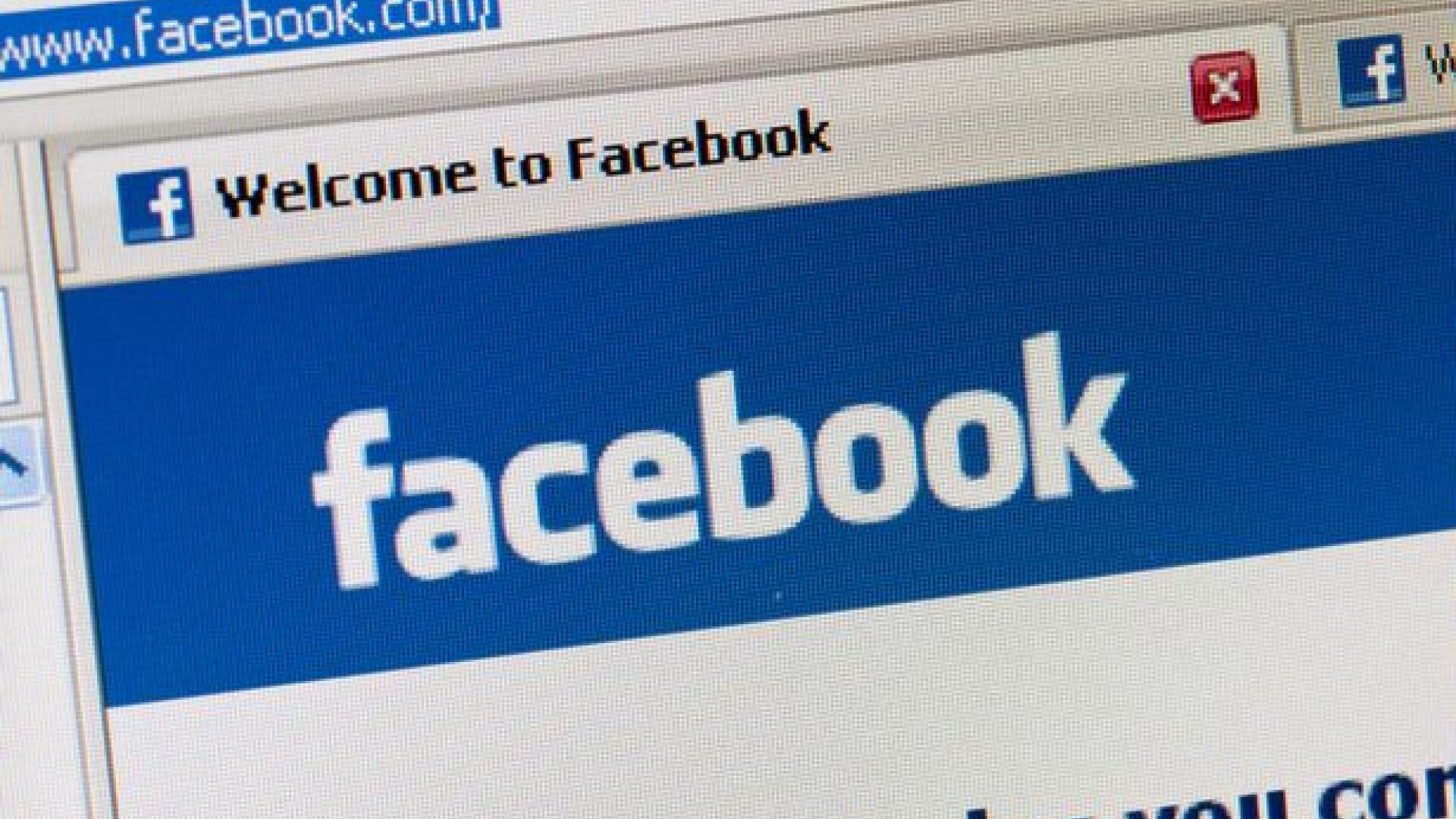 Pozele pentru care profilul de Facebook al unei profesoare de desen din Marea Britanie a fost blocat. "Este ridicol"