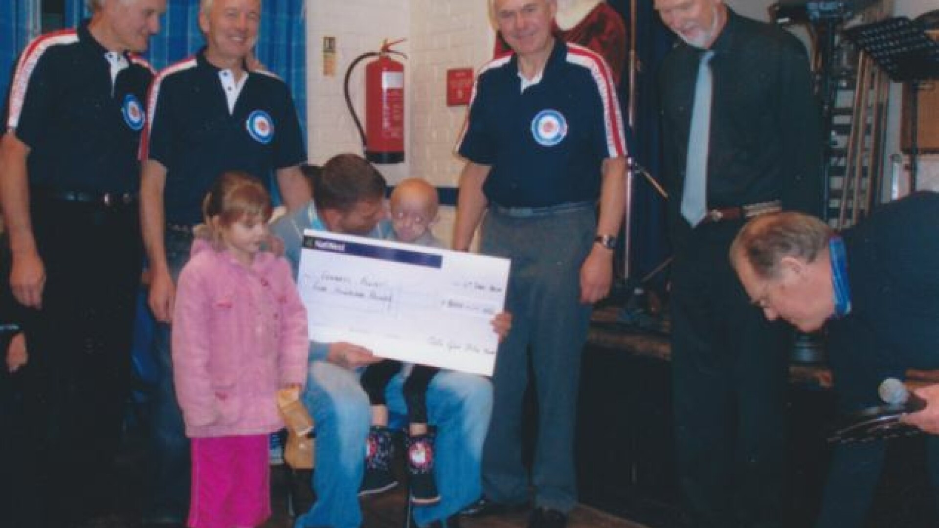 Un tata britanic a furat banii donati de straini pentru ca fiica lui sa-si indeplineasca visul