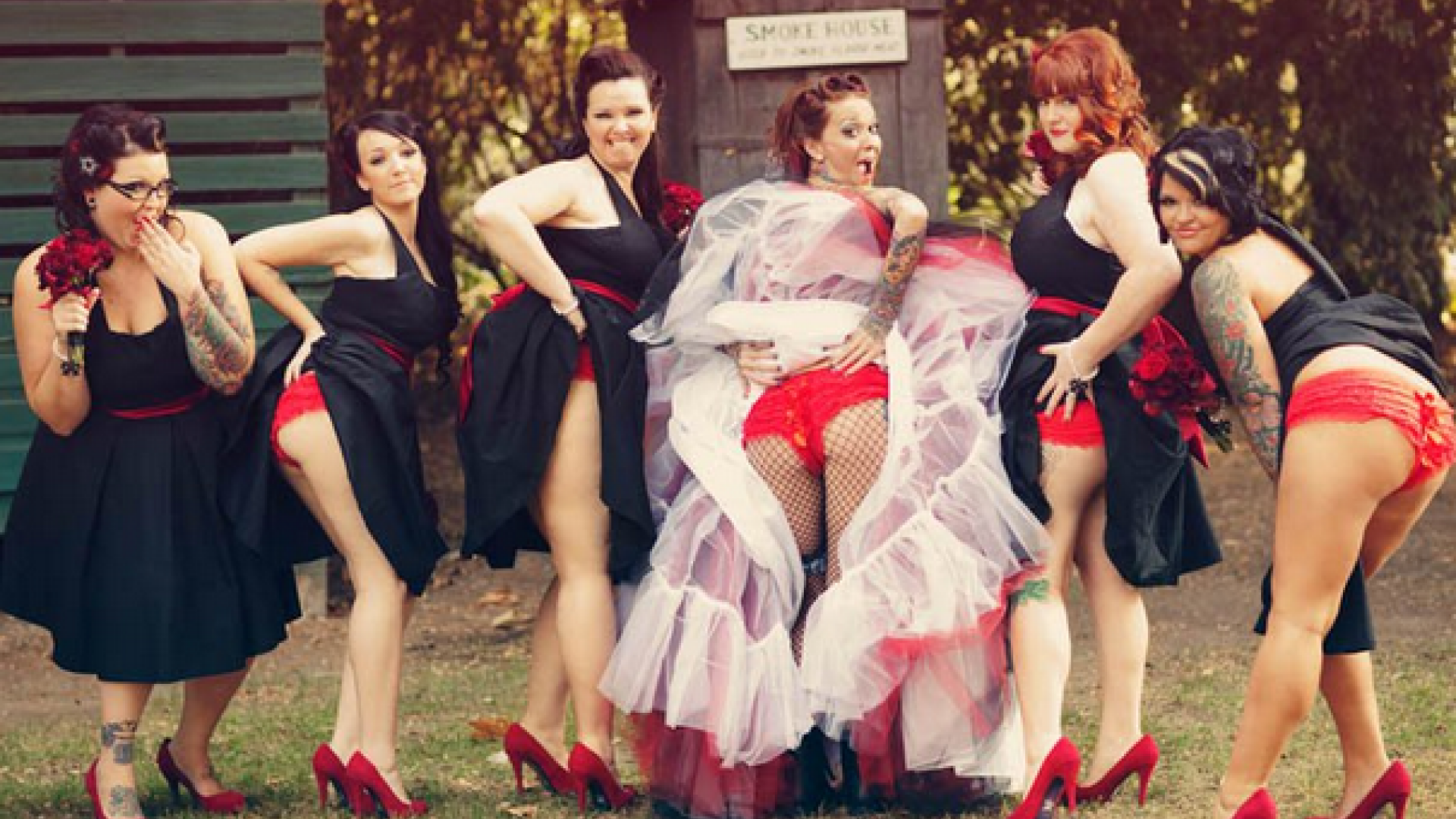 Noua moda la nunti: Cum se fotografiaza domnisoarele de onoare