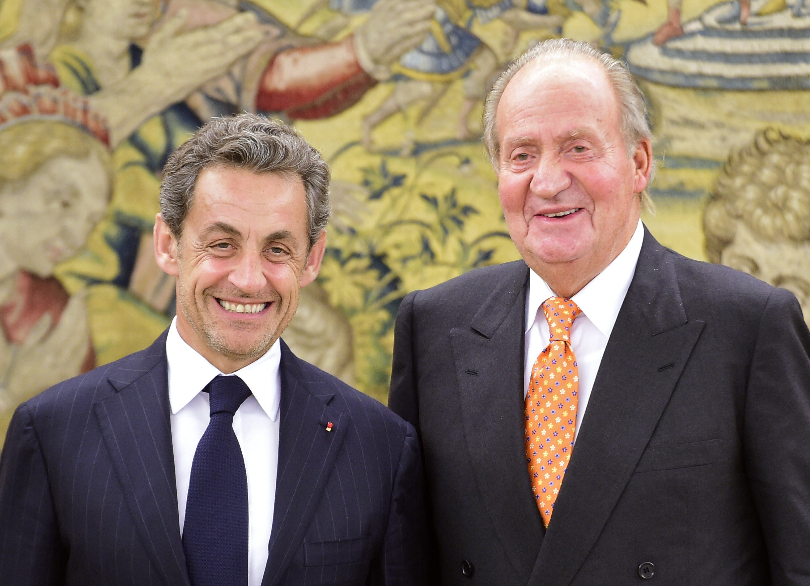 Nicolas Sarkozy a fost pus marti noapte sub acuzare pentru coruptie activa si trafic de influenta