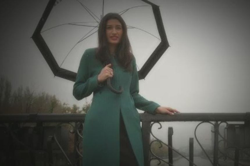 Povestea dureroasa a Ionelei, tanara "de o frumusete rapitoare" care s-a sinucis dupa o cearta cu iubitul ei, pictor francez