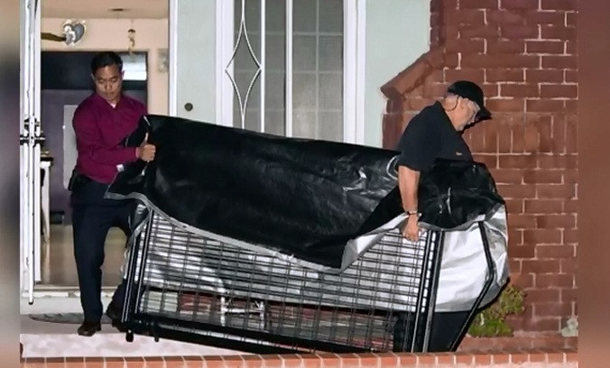 Isi tineau copilul inchis intr-o cusca din cauza ca suferea de autism. Ce au gasit politistii in locuinta