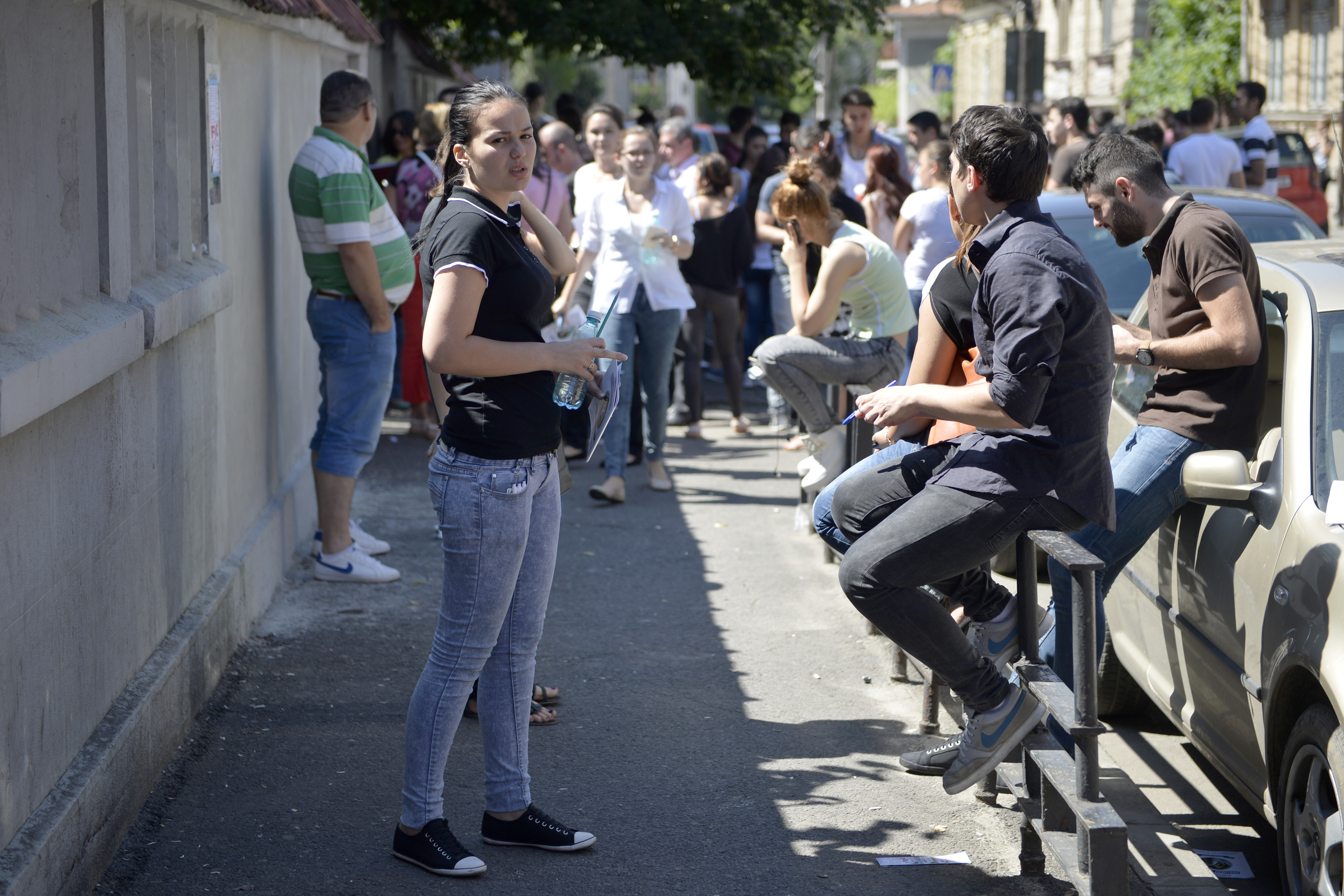 Ministerul Educatiei: Mai putine materii la a XI-a si a XII-a, pentru ca elevii sa se concentreze pe examene