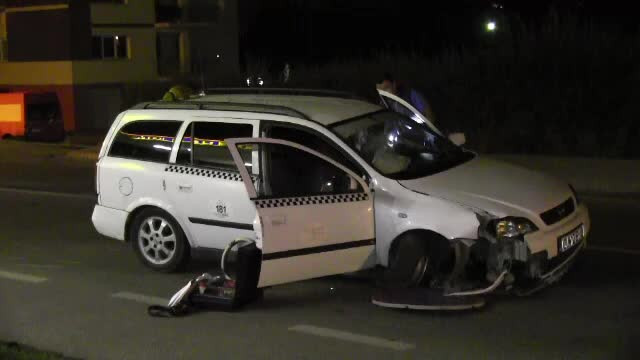 Dej: N-a avut bani sa ajunga acasa, asa ca si-a facut curaj cu bautura si a furat un taxi chiar de sub nasul soferului