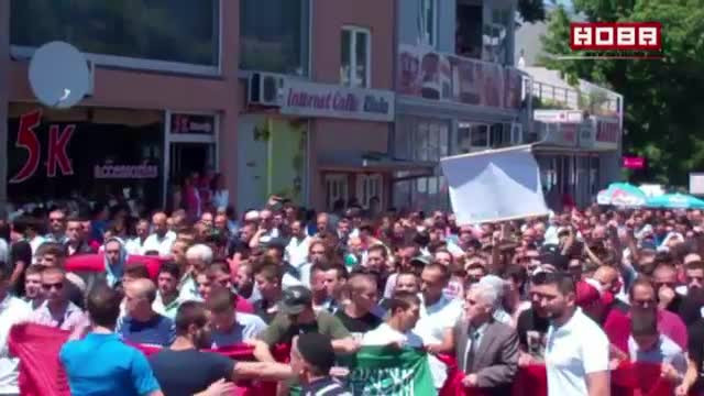20 de persoane ranite in Macedonia, dupa ciocniri violente intre fortele de ordine si 2.000 de protestatari albanezi