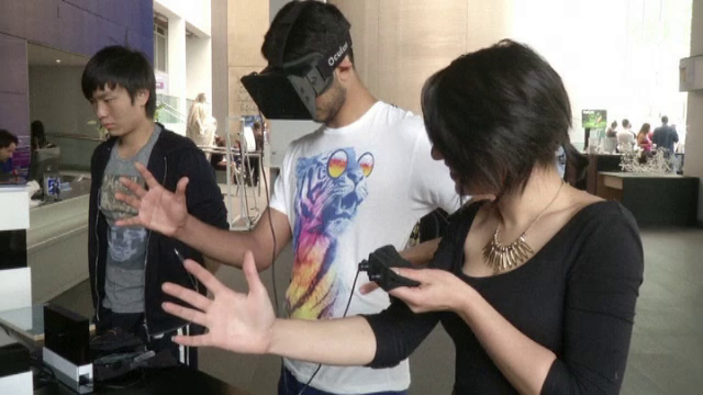 Tehnologia inovativa cu care puteti controla miscarile altei persoane. Proiectul revolutionar al unor studenti londonezi