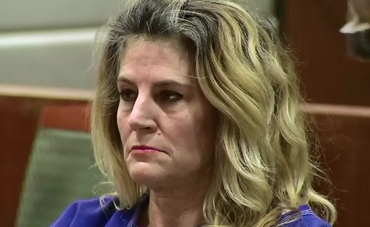 A angajat un criminal pentru a scapa de concurenta, la propriu. Gestul necugetat al unei cosmeticiene de la Hollywood