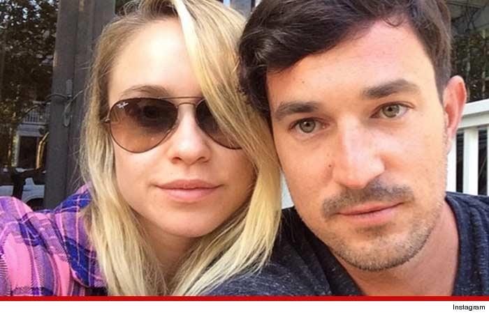 Iubitul unei cunoscute actrite de televiziune a fost gasit mort, in camera de hotel. Avea 35 de ani