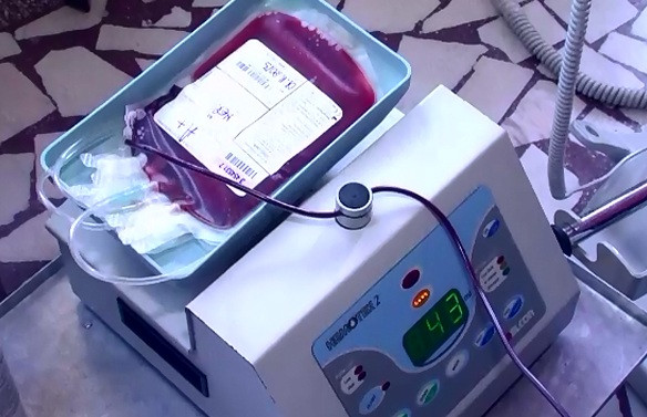 Detalii cutremuratoare in cazul flacoanelor de sange vandute pacientilor din Slobozia. Sefa Centrului de Transfuzii, arestata