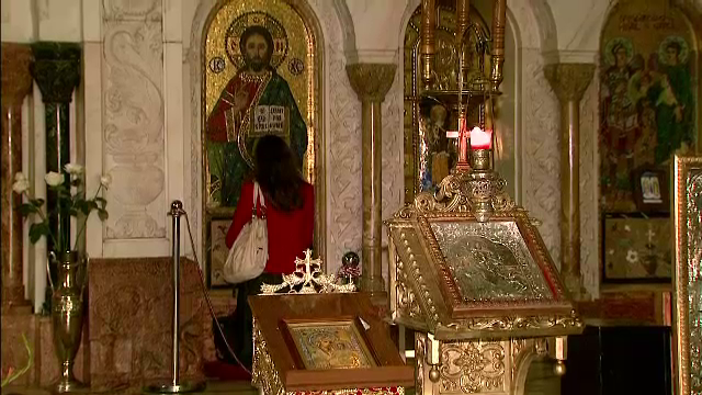 Protectia divina nu are efect la hotii fara frica de Dumnezeu. Bisericile isi apara icoanele valoroase cu sisteme antifurt