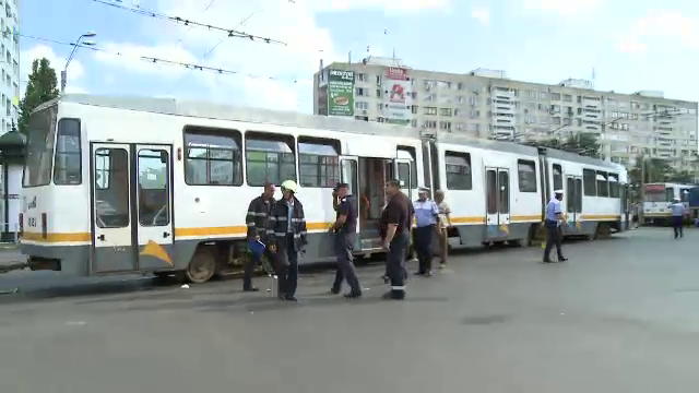 Femeia calcata de tramvai, in Capitala, a murit la spital. Cum s-a petrecut accidentul tragic