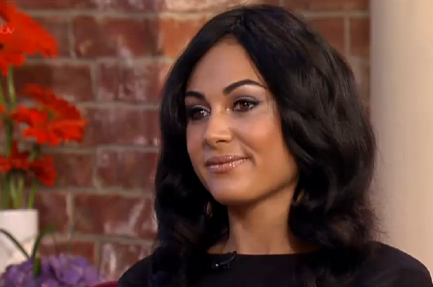 O femeie din Marea Britanie a cheltuit peste 22.000 de euro pentru a arata precum Kim Kardashian