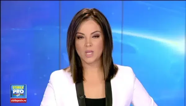 Profesorul care a abuzat o fetita de 6 ani, in timpul orelor de canto, a fost trimis in judecata pentru pornografie infantila