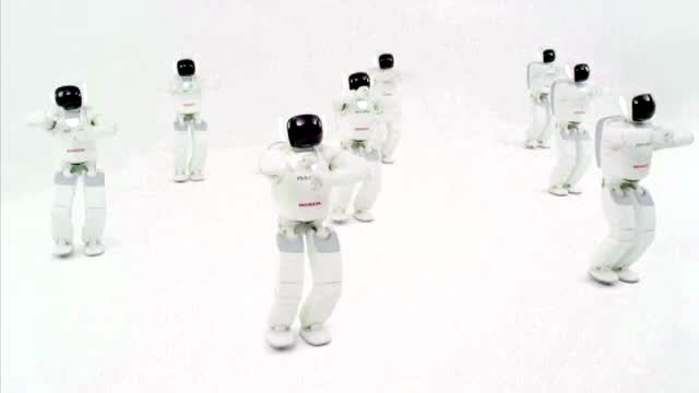 In 30 de ani, robotii ''de familie'' vor fi produsi in serie, ca masinile. Cum arata cei mai tari umanoizi din Japonia