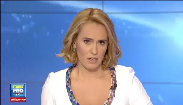 Perchezitii la Academia de Stiinte Economice. Un profesor renumit ar fi primit bani de la studenti pentru a obtine licenta