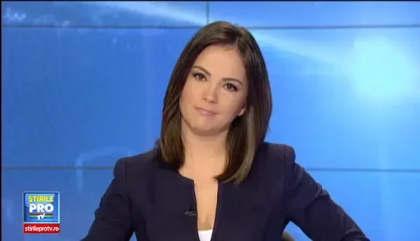 Rapa Rosie, locul din Romania care ii face pe multi sa se creada pe taram american. Turistii spun ca nu au mai vazut asa ceva