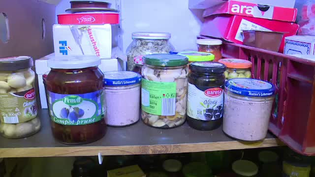 Inspectorii OPC au reluat controlul in "azilul groazei" din Alba Iulia, locul unde batranii mancau carne expirata de 9 ani