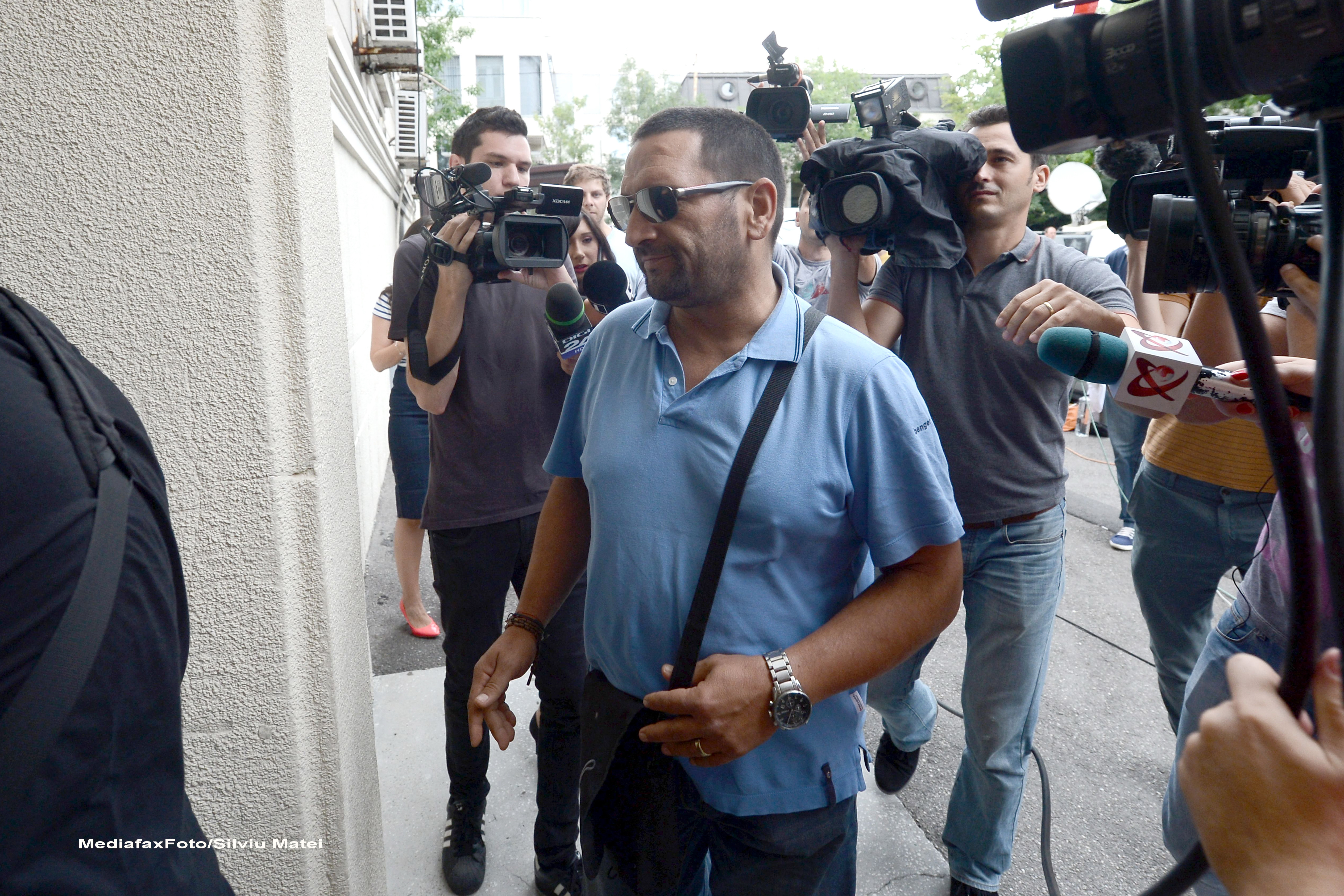 DNA: Fostul sef al DIICOT Alba, Ioan Muresan, si complicii sai au vrut sa il "reduca la tacere" pe Traian Berbeceanu