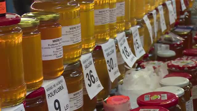 A plouat cu probleme pentru agricultori, in aceasta vara. Precipitatiile abundente compromit productiile de miere si struguri