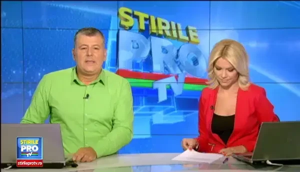 S-au grabit sa ajunga la un accident si au facut chiar ei ... un accident. Doi agenti din Targu Mures au lovit 2 masini