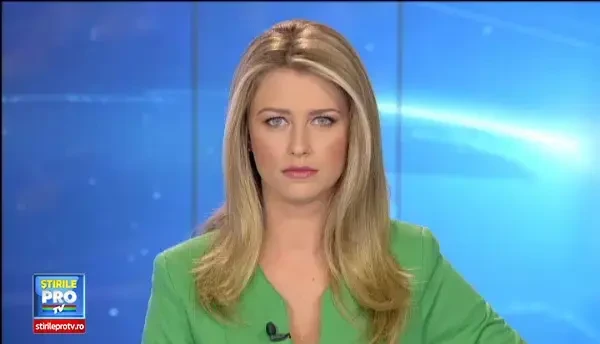 DN1A, blocat dupa ploile abundente din ultimele ore. Gramezi de pietre, lemne si noroi au ajuns in mijlocul drumului